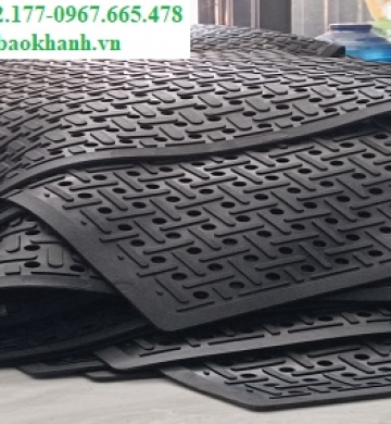 Tấm lót sàn chống trơn thoát nước