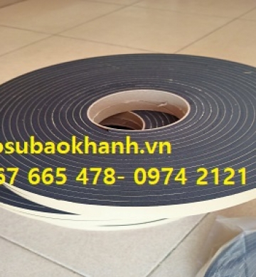 Ron mút eva có một mặt keo 