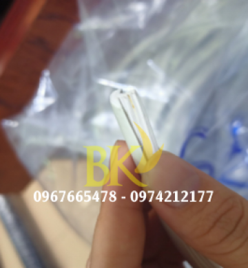 Gioang cao su hình nấm có khía