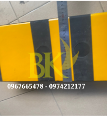 Đệm cao su phản quang chịu lực