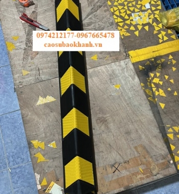 ỐP CAO SU BẢO VỆ THÀNH CỘT