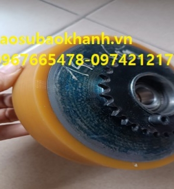 Gia công con lăn PU theo yêu cầu 